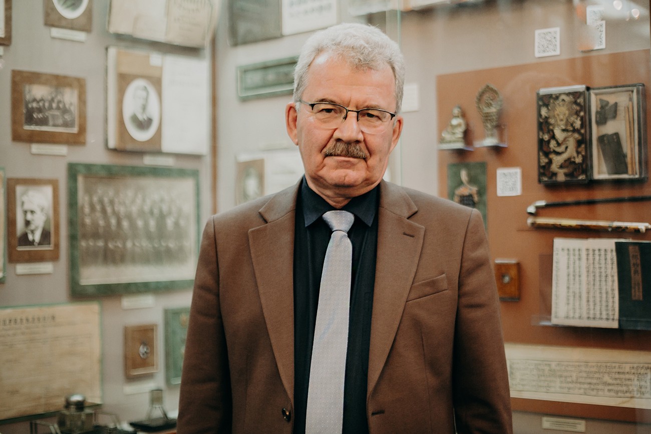 � ��������� ������ � ������������ ������ ���������� � ���������  ,������, ��� ������ &ndash; ������