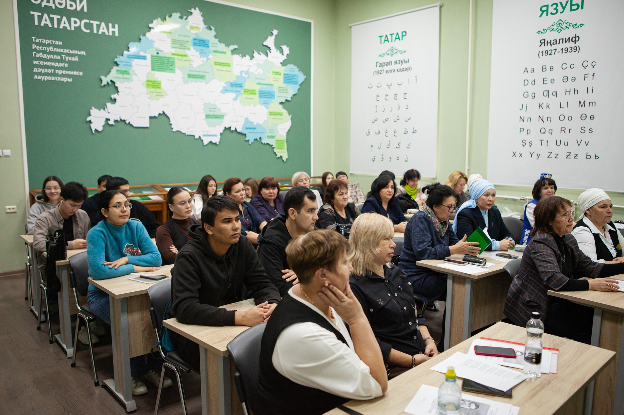 В Елабужском институте КФУ прошла конференция, посвященная наследию Магинур Файзуллиной В Елабужском институте КФУ прошла конференция, посвященная наследию Магинур Файзуллиной