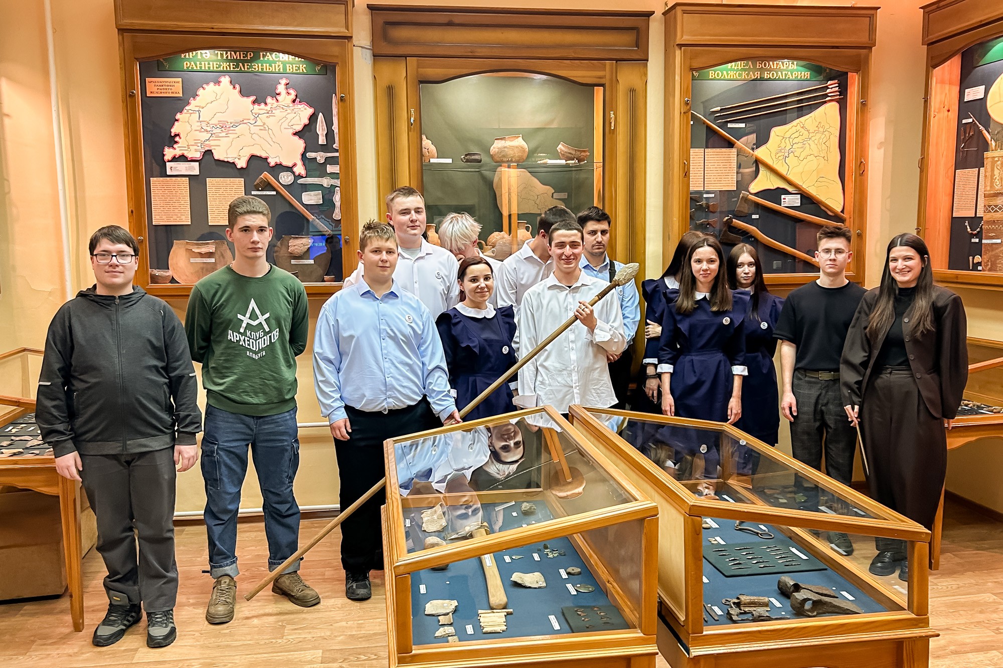 Школьники из Лисичанска и Рубежного завершили первую неделю учебы в 'Университетской' школе Школьники из Лисичанска и Рубежного завершили первую неделю учебы в 'Университетской' школе