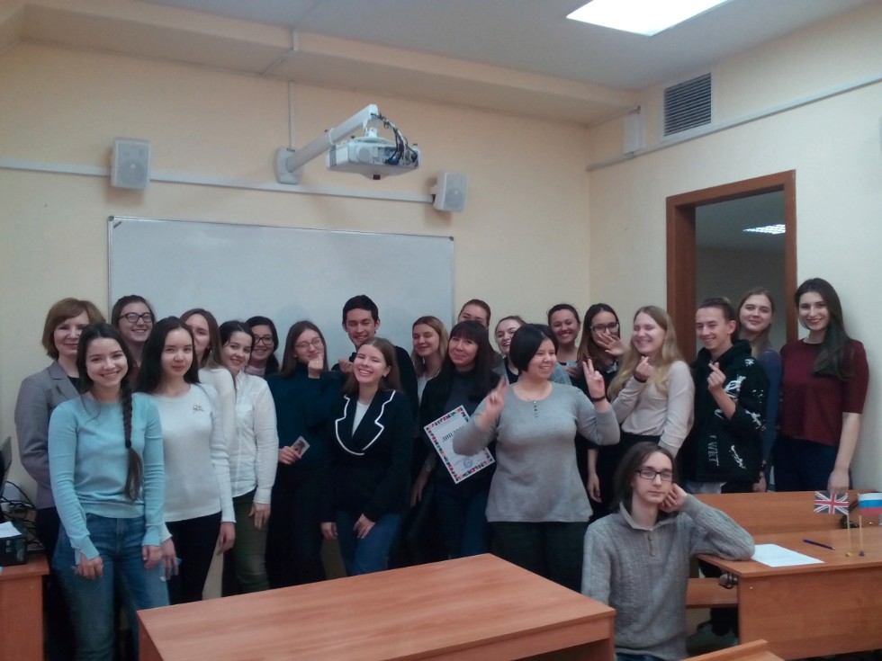 А слова бронь крепка, но перья наши быстры А слова бронь крепка, но перья наши быстры