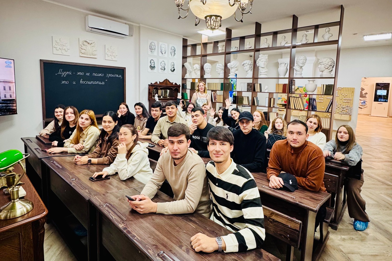 �������� �������� ������� �������� ����� '������' � �������