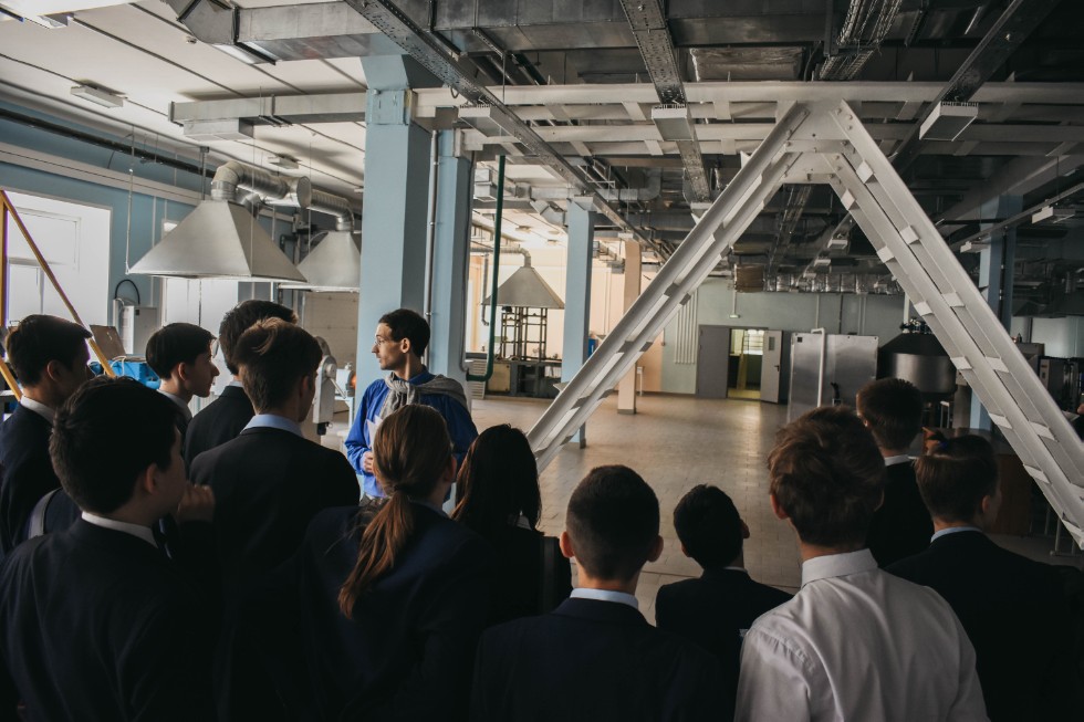 ����� ��������� ���� ������������� 