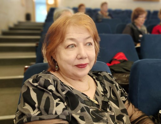 Откуда взялись татары: для студентов серебряного возраста состоялась лекция историка-генеаолога Искандера Гильманова Откуда взялись татары: для студентов серебряного возраста состоялась лекция историка-генеаолога Искандера Гильманова