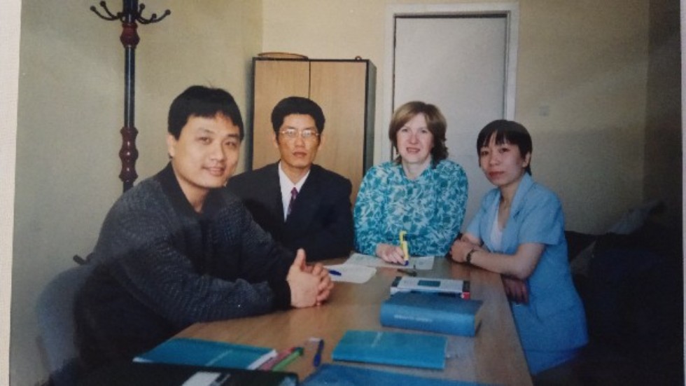 ��������