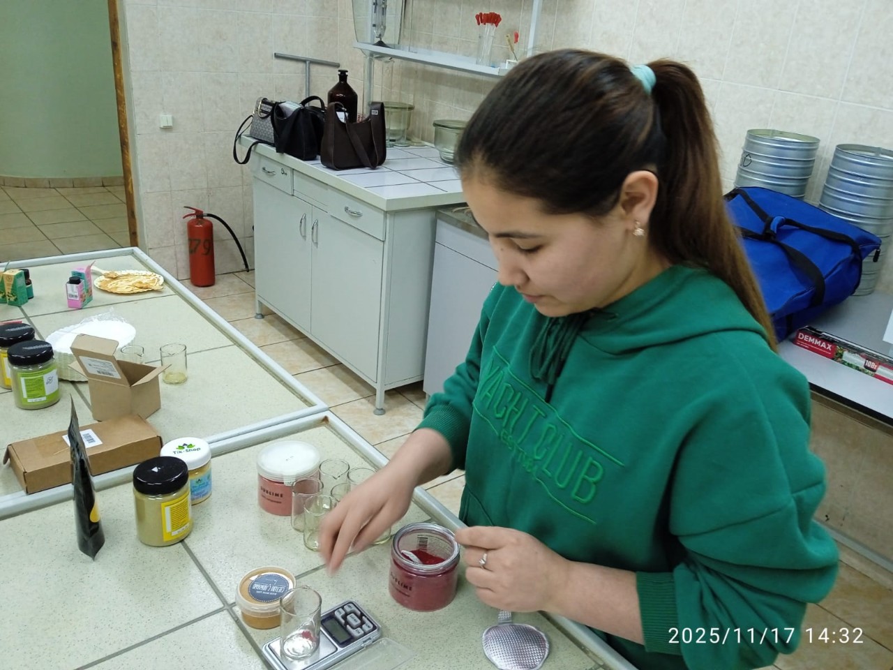 Прошел мастер-класс по созданию мыла Прошел мастер-класс по созданию мыла