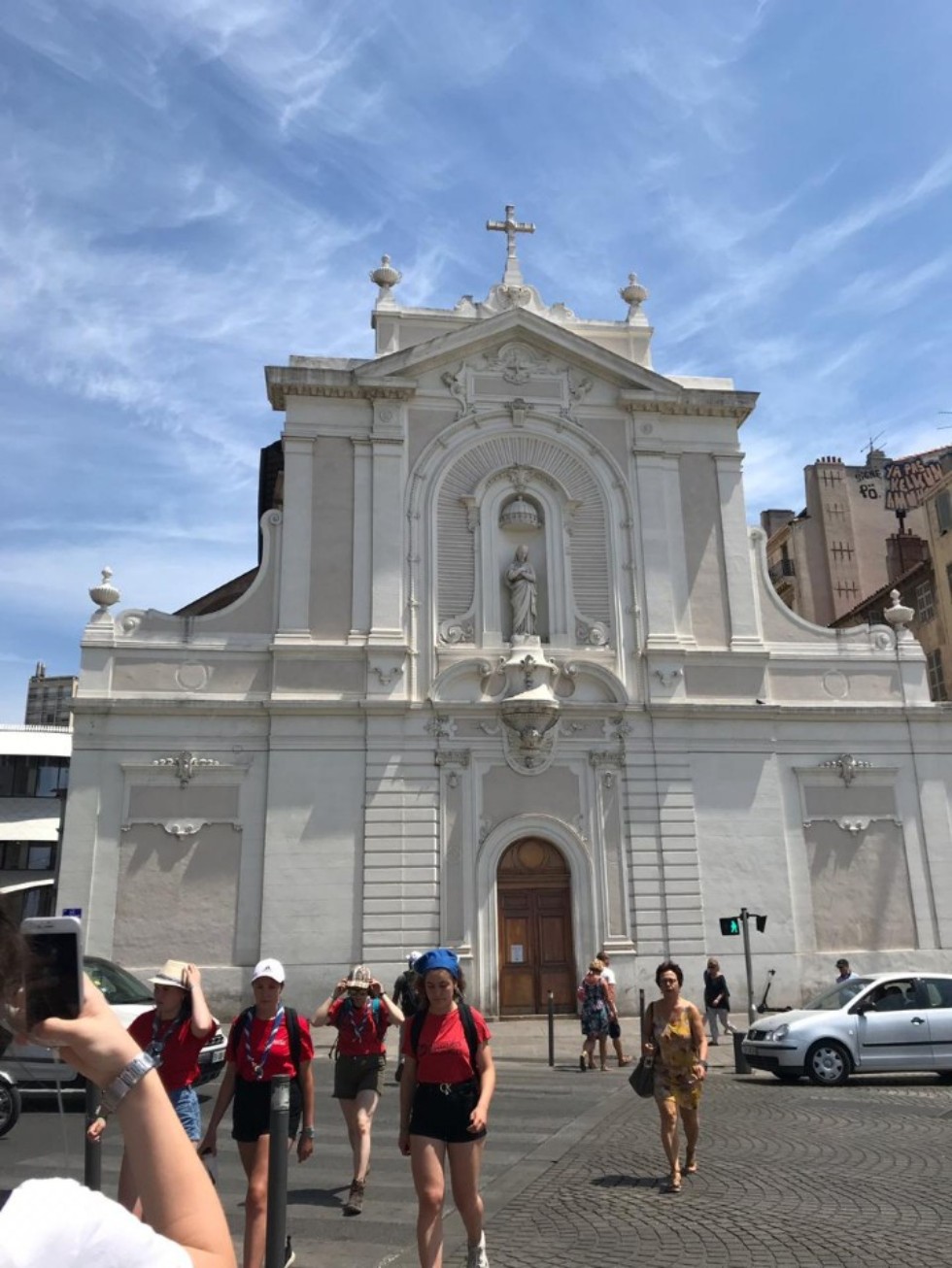 Слушательница Центра романских языков ЦРК UNIVERSUM+ ИМО прошла стажировку во Франции Слушательница Центра романских языков ЦРК UNIVERSUM+ ИМО прошла стажировку во Франции