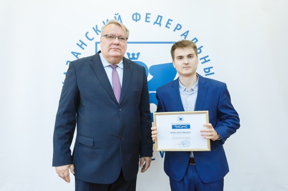 �������� ���� ����������� ���� ��� ����� �������� ���