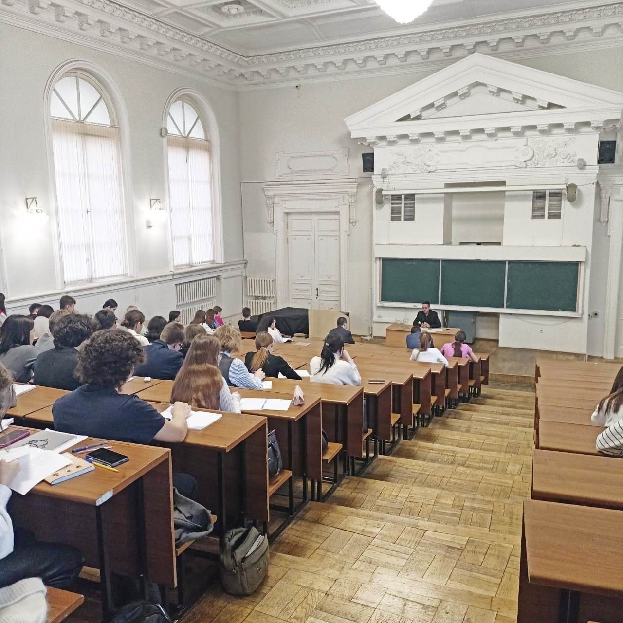 Бинарные лекции в рамках курса Бинарные лекции в рамках курса