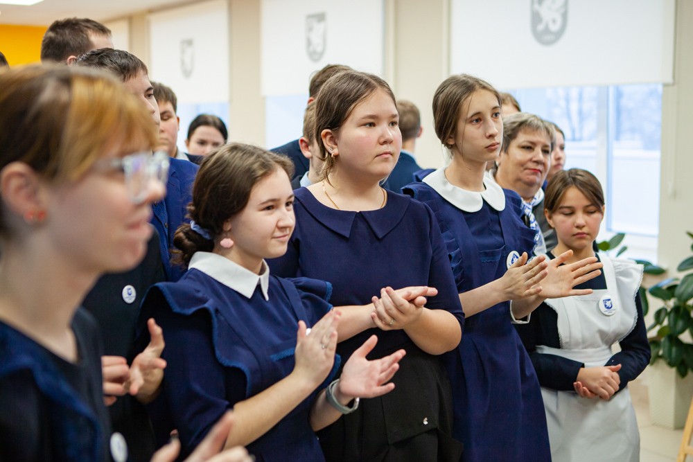 �������������� �������� � 125-����� ����������� ��������� ��� ��������� � 