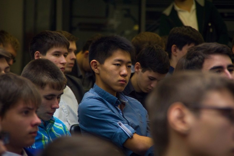 The best students will study free