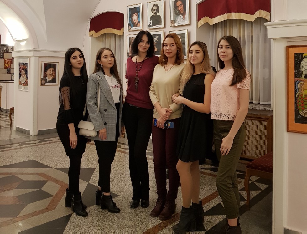 Очень простая история Очень простая история