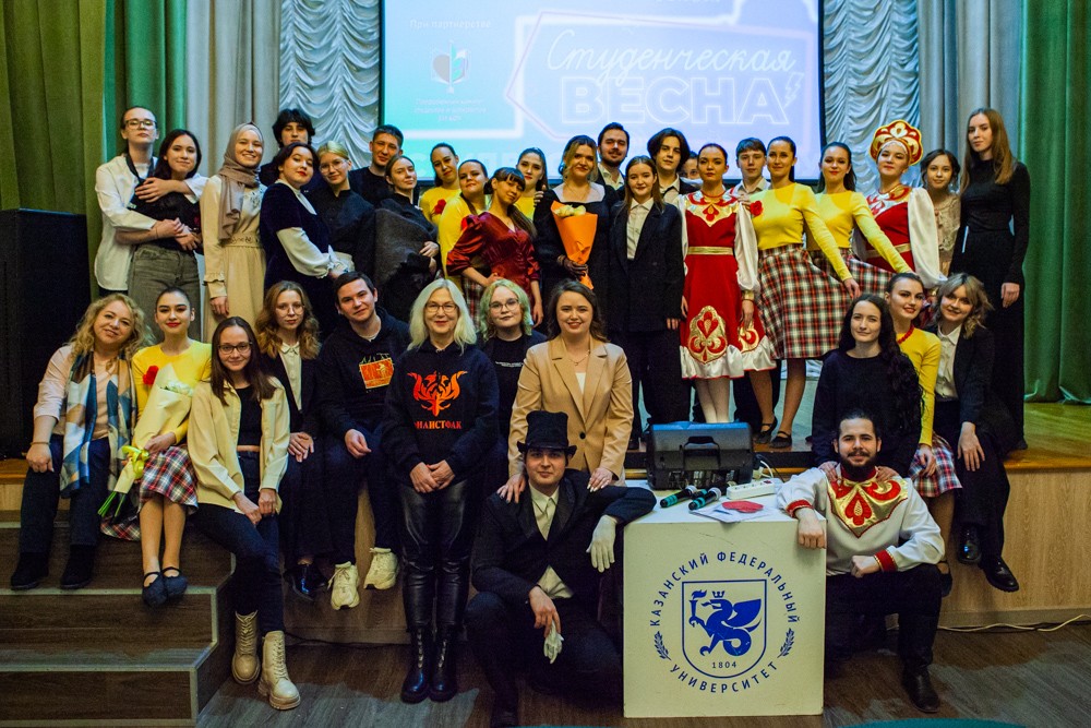 Мы не прощаемся! Мы не прощаемся!