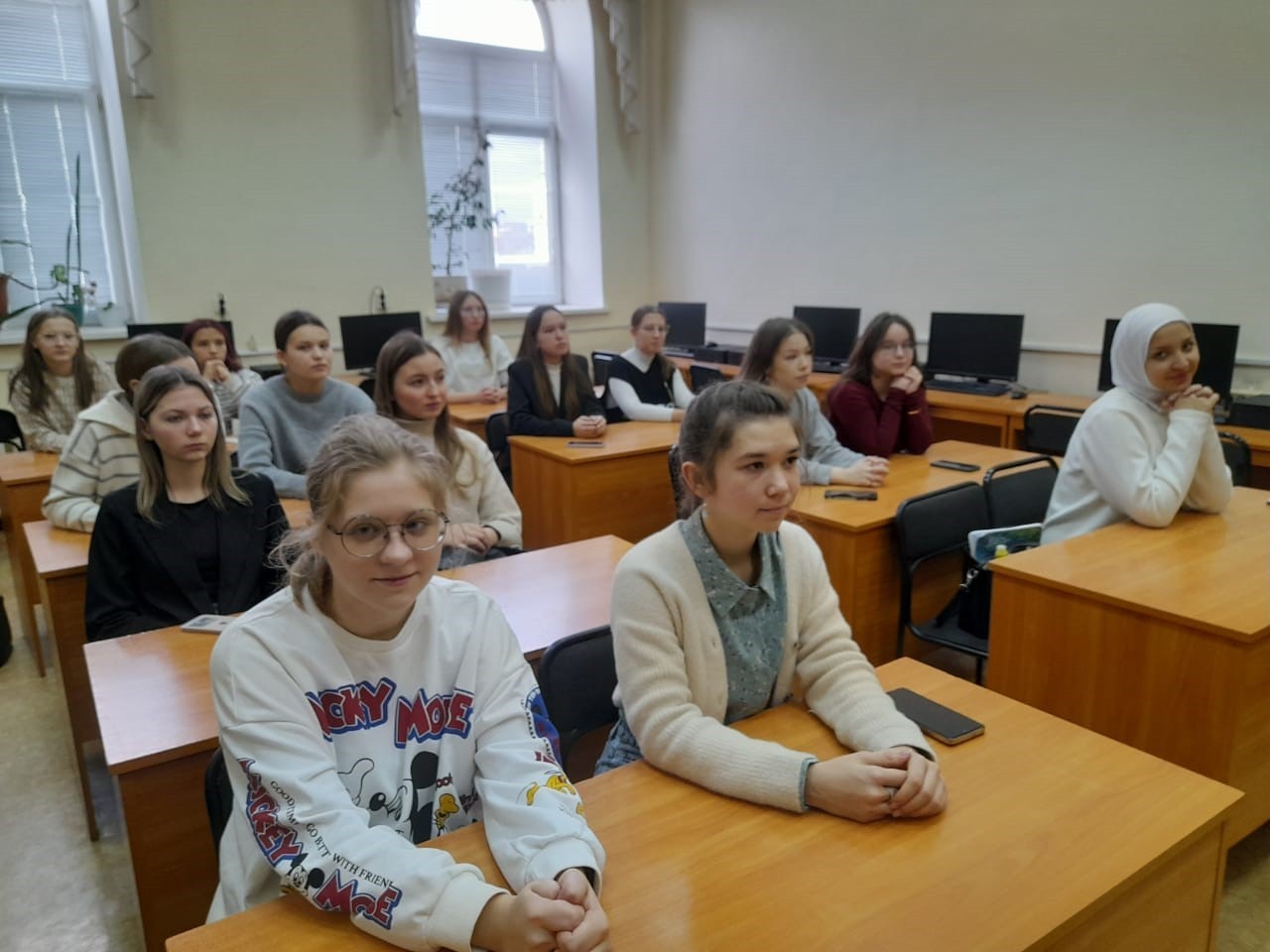 ���������� ��������� 1 ����� � ��������������� ������� ���������� �����������