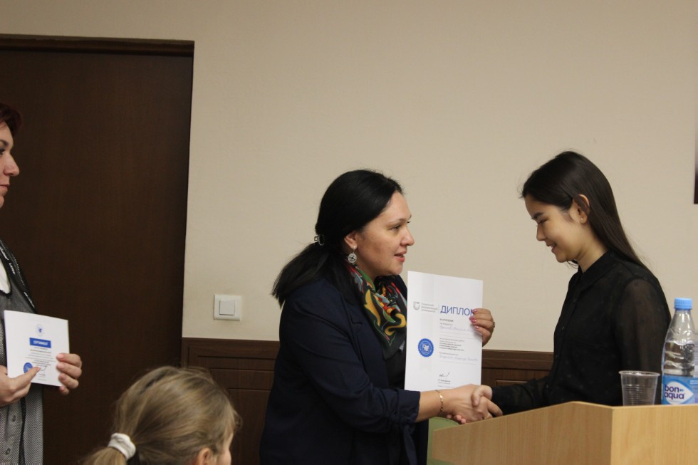 235 �����������