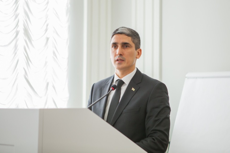 В Елабужский институт КФУ прибыл Генеральный консул Туркменистана в Казани В Елабужский институт КФУ прибыл Генеральный консул Туркменистана в Казани