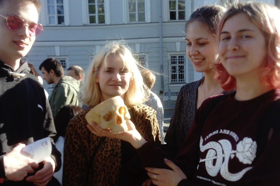 ������������� � �������� ����������� ��������� ��� ������� ������� � ������� '�R�-����� � ���'