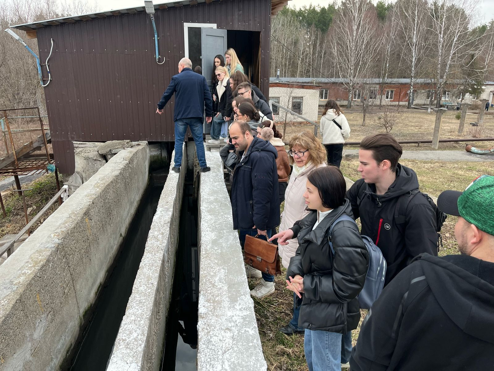 Экскурсия на очистные сооружения АО Экскурсия на очистные сооружения АО