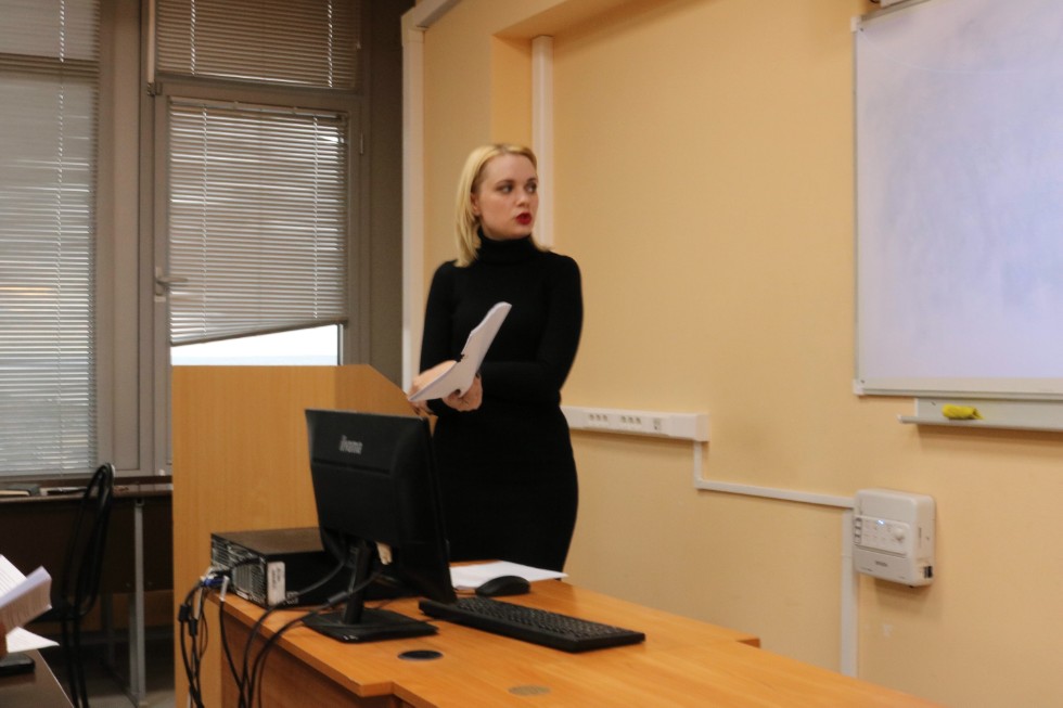 ������ ����� ����