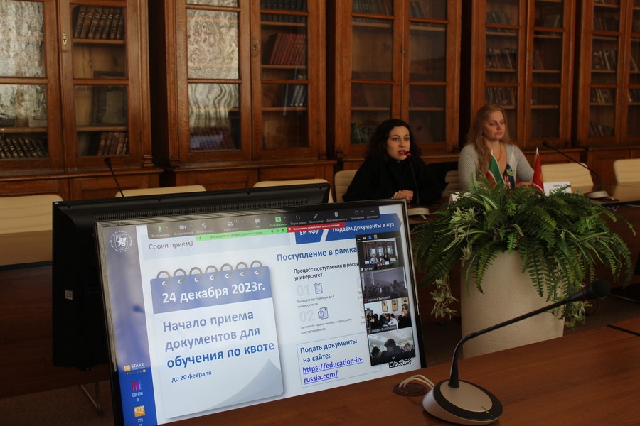 Профориентационная онлайн-встреча с абитуриентами и их родителями Октябрьского и Ленинского районов г.Бишкек