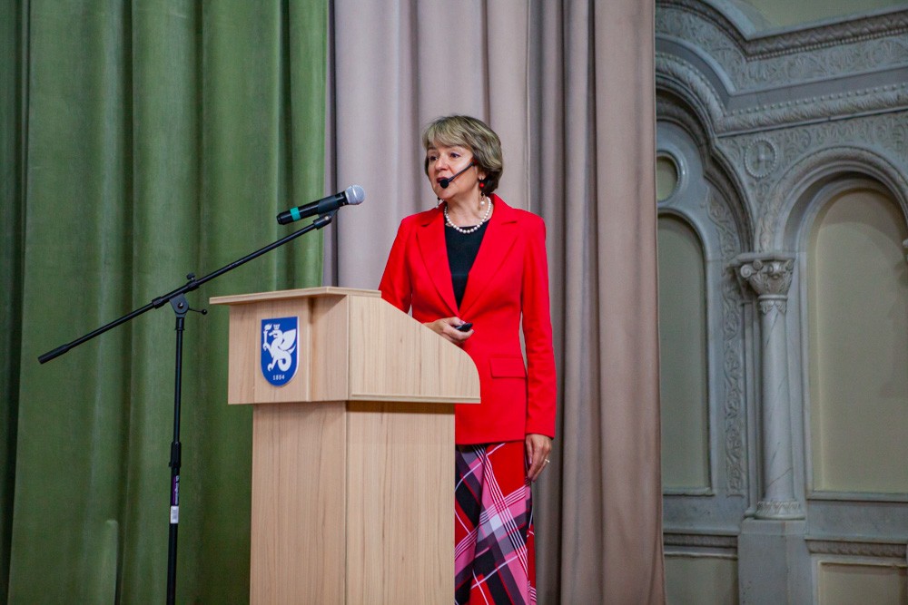 ХI Международные Стахеевские чтения стартовали в Елабужском институте КФУ ХI Международные Стахеевские чтения стартовали в Елабужском институте КФУ