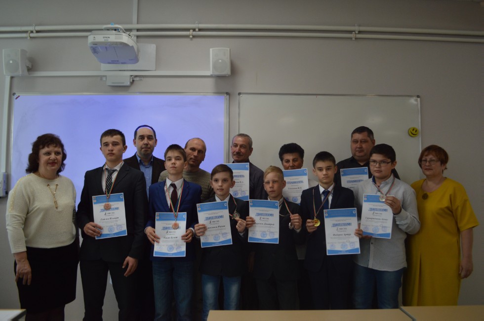 ����� ��������� ���� ������������� 