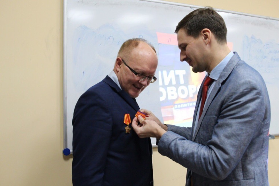 Славное прошлое комсомола: на 'Политсковородке' отметили знаменательную дату Славное прошлое комсомола: на 'Политсковородке' отметили знаменательную дату