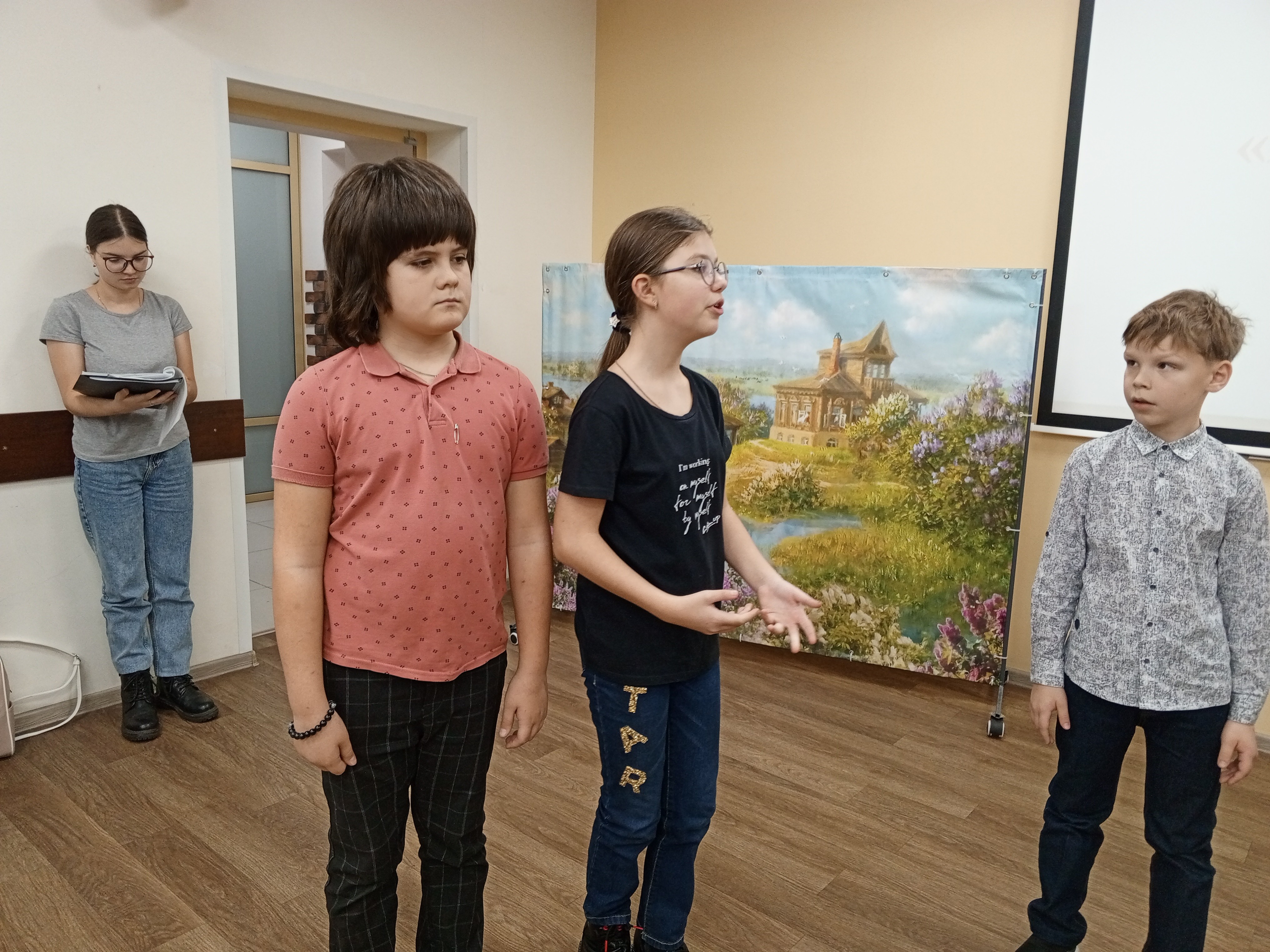 Детский театр КФУ 'Радуга' развивает актерские способности детей Детский театр КФУ 'Радуга' развивает актерские способности детей