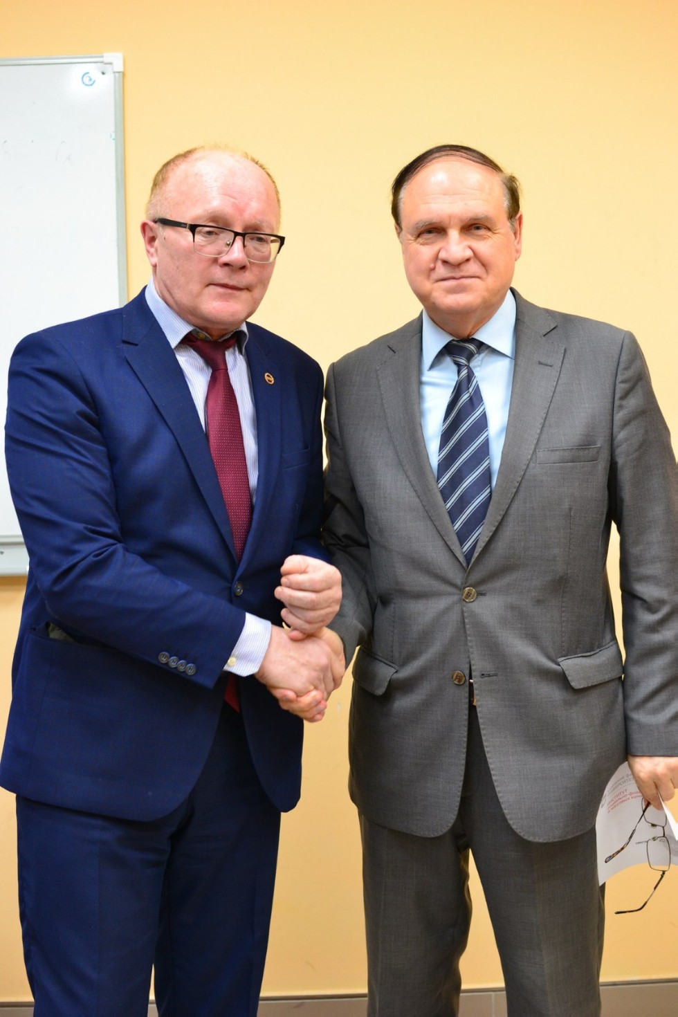 Ученый совет ИСФН Ученый совет ИСФН