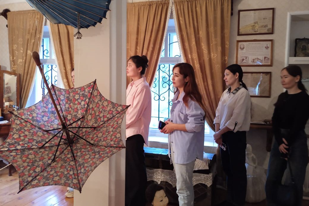 Студенты посетили музеи Елабужского института КФУ Студенты посетили музеи Елабужского института КФУ