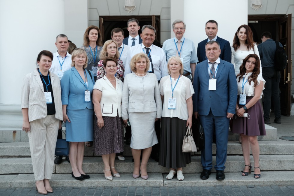 � ��� ���������� VIII ������������� ������ ����� '����� �������� ��� ����� ���������'