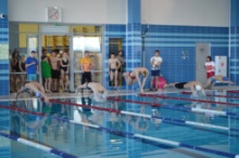 Студенты ИЭиФ стали победителями соревнования по плаванию в рамках 'Спартакиады студентов КФУ' ,плавние, победа, студенты, соперники, вода