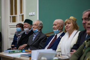 В Елабужском институте прошел 'Аулак өй - баттл' между студентами вуза и ведущими литературными деятелями Республики Татарстан