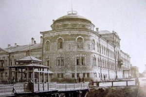 История здания Института психологии и образования
