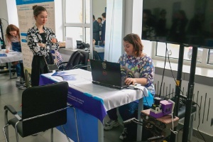 Employees of the Laboratory of Intelligent Systems gave a talk about robotics to applicants of the Kazan College of Information Technologies and Communications