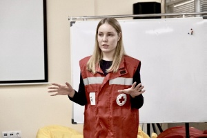 Волонтеры ИФМиБ приняли участие во Всероссийской обучающей программе по первой помощи