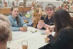 Студенты Елабужского института приняли участие в мастер-классе по плетению из лозы ,Елабужский институт КФУ