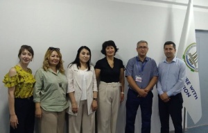 Заместитель директора по развитию ИТИС Ирина Максимова посетила выставку 'Образование и профессия' в Ташкенте