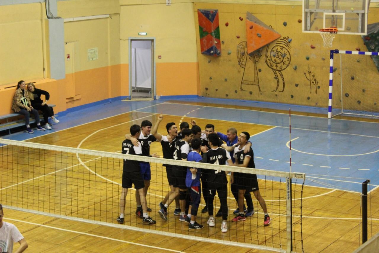 Кубок по волейболу Спартакиады учащихся КФУ остаётся в Елабужском институте
