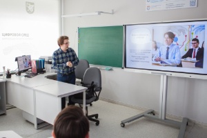 В 'Университетской' школе прошёл учебно-методический семинар 'Современные технологии как инструмент повышения качества образования'