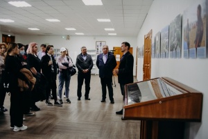 Выставка 'На поиск затонувших кораблей' открылась в КФУ в день 300-летия визита Петра I в Казань