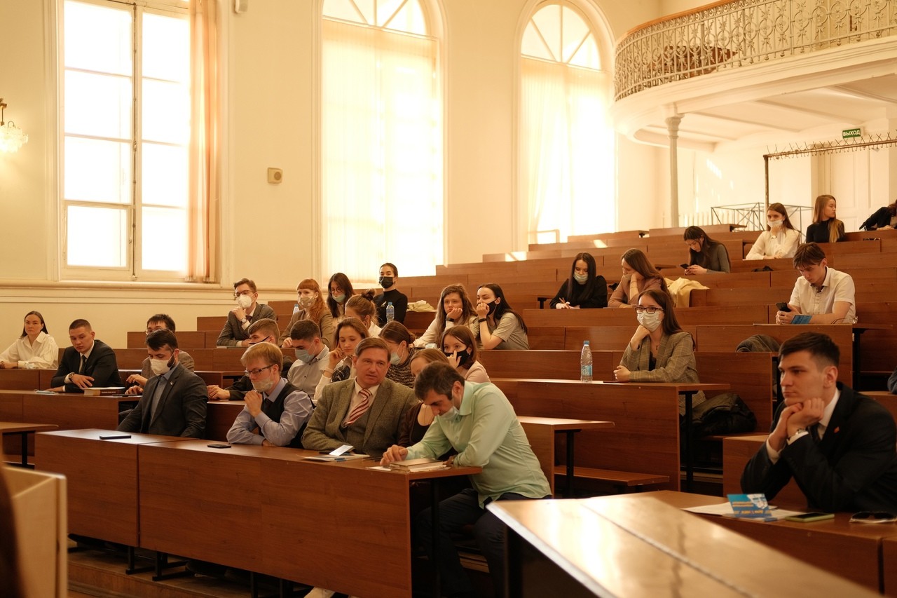 Итоговая научно-образовательная конференция студентов, магистрантов и аспирантов Юридического факультета КФУ