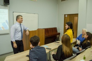 Бу  көннәрдә Казан федераль университетында Үзбәкстанның Бохара дәүләт университеты галимнәренең эш сәфәре дәвам итә