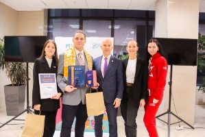 Студентка ИУЭФ Файзулина Алена стала лауреатом республиканской Премии 'Добрый Татарстан' 2021 года в номинации 'Волонтёр года в сфере туризма'