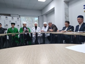 Сотрудники Ресурсного центра приняли участие в обсуждении проблем школьного образования детей мусульман в Ульяновске